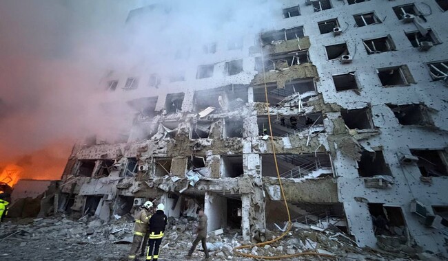 Удар рф по Одессе 16 апреля. Фото: t.me/odeskaODA