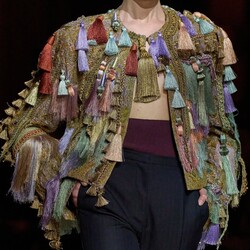 Этот жакет – самая современная вещь среди деловых костюмов Миранда Пристли. Фото: instagram.com/nevertrustachurchgirl/